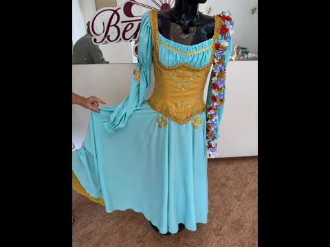 Stage costume P 0129 - video 4