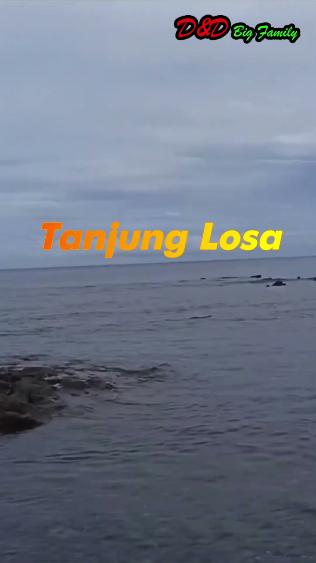 Tanjung Losa di Mamuju adalah surga tersembunyi yang wajib kamu kunjungi! 🌊✨ Suasana yang tenang dan pemandangan yang...