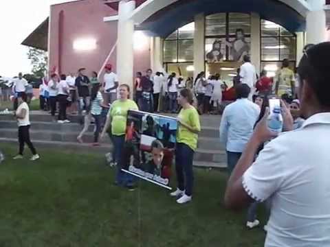 MARCHA POR ARLAN DE LA COLONIA A YBY YAU -25-04-2014-- 004