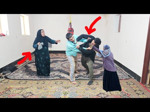 "Iron and Love: The Making of Armin's Nomadic House by Nasib and Sikne" 