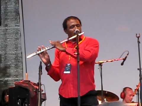 Sheik Yerbouti and Napoleon Murphy Brock at Zappanale 20 Bad Doberan Galopprennbahn play Inca Roads