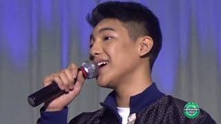 Darren Espanto in Pavilion Mall singing My Grown Up Christmas List