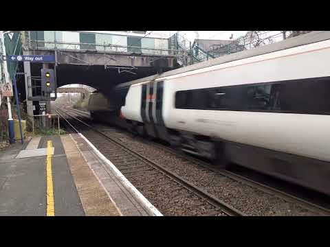 Avanti West Coast passing through Handforth