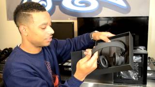 Video thumbnail for Pioneer HDJ-C70 Professional DJ Headphones Unboxing & First Impressions Video by DJBooth Pro Audio