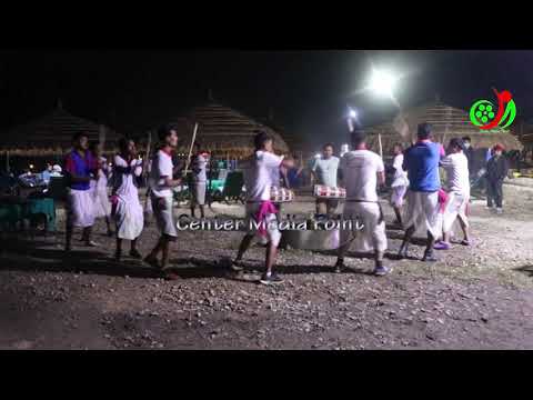 chitawan ma hatti gaida gau ma pase pachhi yasari nachdai hataeyo ...