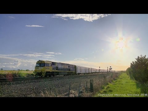 10 Carriage GSR AM8 "OVERLAND" Passenger Train For AFL Grand Finals - PoathTV