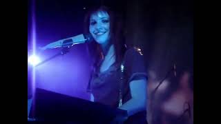 Paramore - Faces In Disguise (Sunny Day Real Estate Cover) - 2007