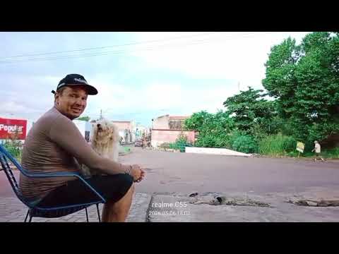 Rogério Rodrigues olhando o movimento na rua, 7 de setembro Esperantinópolis Maranhão 🇧🇷