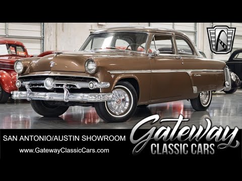 1954 Ford Crestline (CC-1976964) for sale in O'Fallon, Illinois