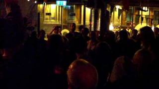 Slow Club - Christmas (Baby Please Come Home)