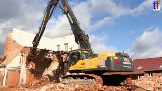 preview picture of video 'VOLVO EC360C HR Demolition of an Old Plant, Winnenden, Germany, 2014.'