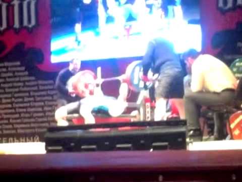 586.5 lb Raw Bench @ 217 lbs - New All-Time WR - Kahuta (266 @ 98.4 kgs)