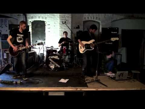 Corner Room - Something to Believe In (Live at V-Club 09.05.11,