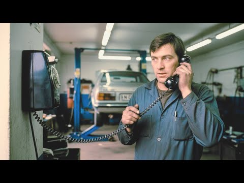 How a Mechanic Found a Metal Cylinder Under a Car — And Triggered an FBI Investigation