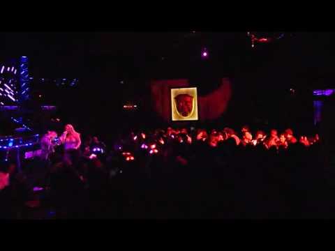 '' PASARLA BIEN '' en vivo Asia De Cuba