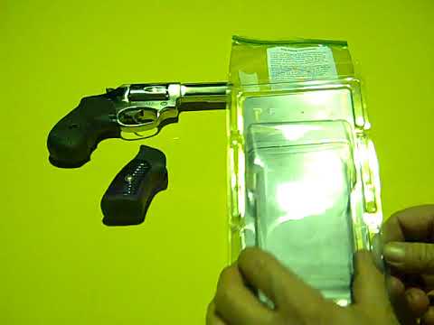 Pachmayr Grip Review