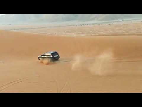 Toyota landcrusier prado desert