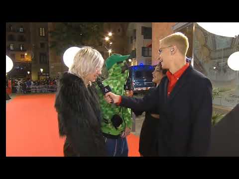 rojuu y orslok en la gala de los premios esland