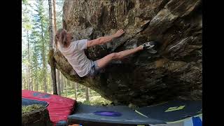 Video thumbnail of Roikkuva puutarha, 7A+. Karvio