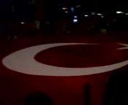 Türkei besiegt Kroatien - Stuttgart geht ab!