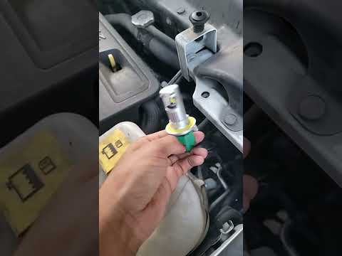 2007-2017 Jeep Patriot headlight bulb change #howto