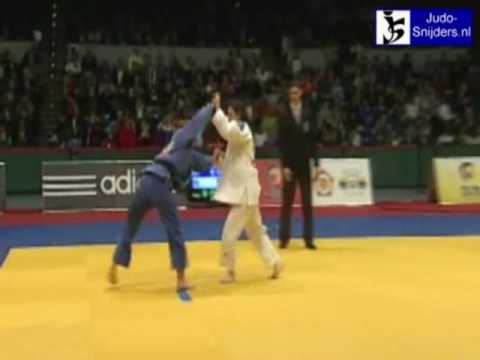 Judo 2009 Hamburg: Catuna (ROU) - Richard (FRA) [-52kg].