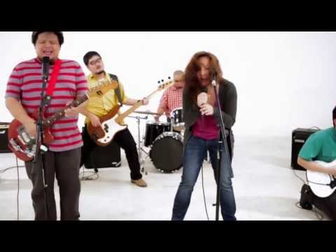 Ang Bandang Shirley - Iyong (OFFICIAL MUSIC VIDEO)