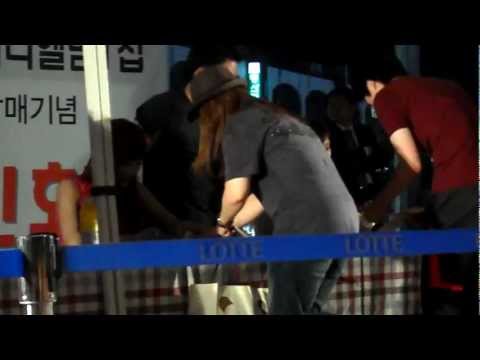 120524 TaeTiSeo Fansign tiffany seohyun 2shot by 씨동