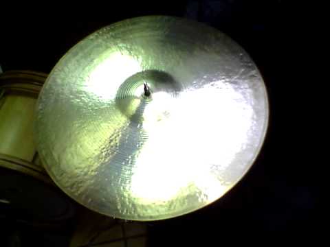 20 HSB Half Kontroversial Ride, 1929g - Handcrafted cymbas by Craig Lauritsen.MOV