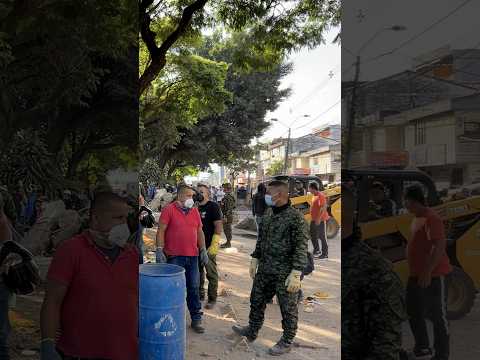 Colombian rescuers search rubble for quake survivors