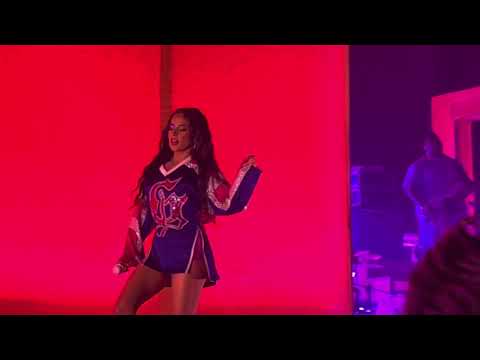 Becky G - “Arranca” live Mi Casa, Tu Casa Tour 2023