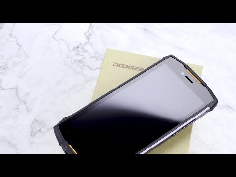 DOOGEE S55 Unboxing : IP68 Rugged Smartphone With 18:9 5.5’’ Screen