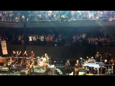 Bruce Springsteen - Ramrod - Mohegan Sun Arena - 5/18/14
