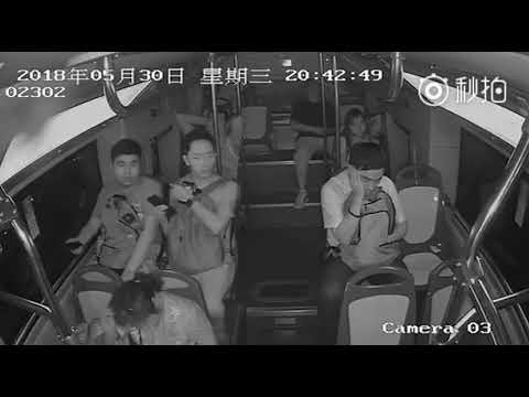 Powerbank suddenly bursts into flames on  bus 