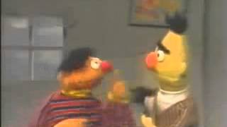 Classic Sesame Street - Ernie and Bert&#39;s Rhyming Game