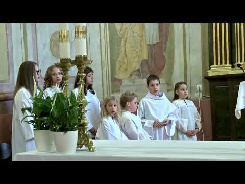 Úrnapi körmenet Tabon