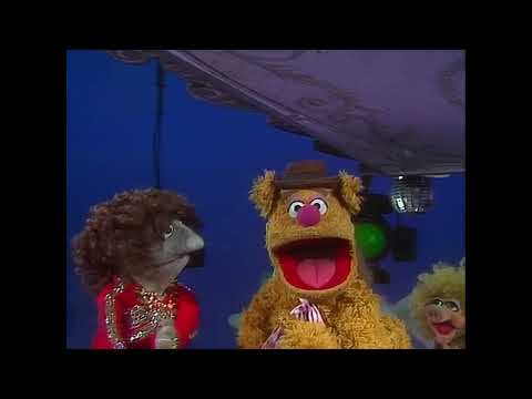 The Muppet Show - 407: Dudley Moore - At The Dance (1979)