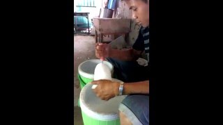 Download lagu Tehnik Menghaluskan ES Batu dengan Satu Alat mp3