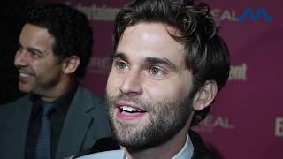 Jake Borelli Had Never Watched ‘Grey’s Anatomy’ Before Signing The Show | MEAWW video