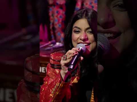 Chitta Kukkad | Himani Kapoor | NMACC | Punjabi Tappe