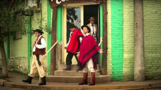 Más Lyrics English Translation