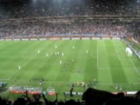 World Cup 2010 - Michael Bradley 2-2 Usa vs. Slovenia (Fan Reaction)
