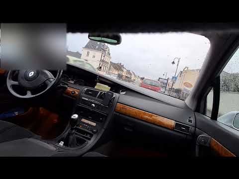 Thumbnail for Renault Vel Satis 2.0 dCi (2006) - Town Driving