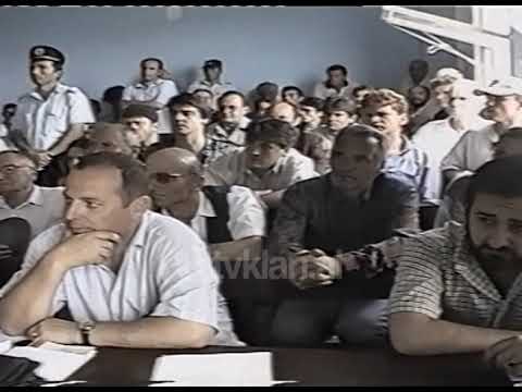 Arrestohet  ish Ministri i Rendit Publik Perikli Teta (17 Qershor 1999)