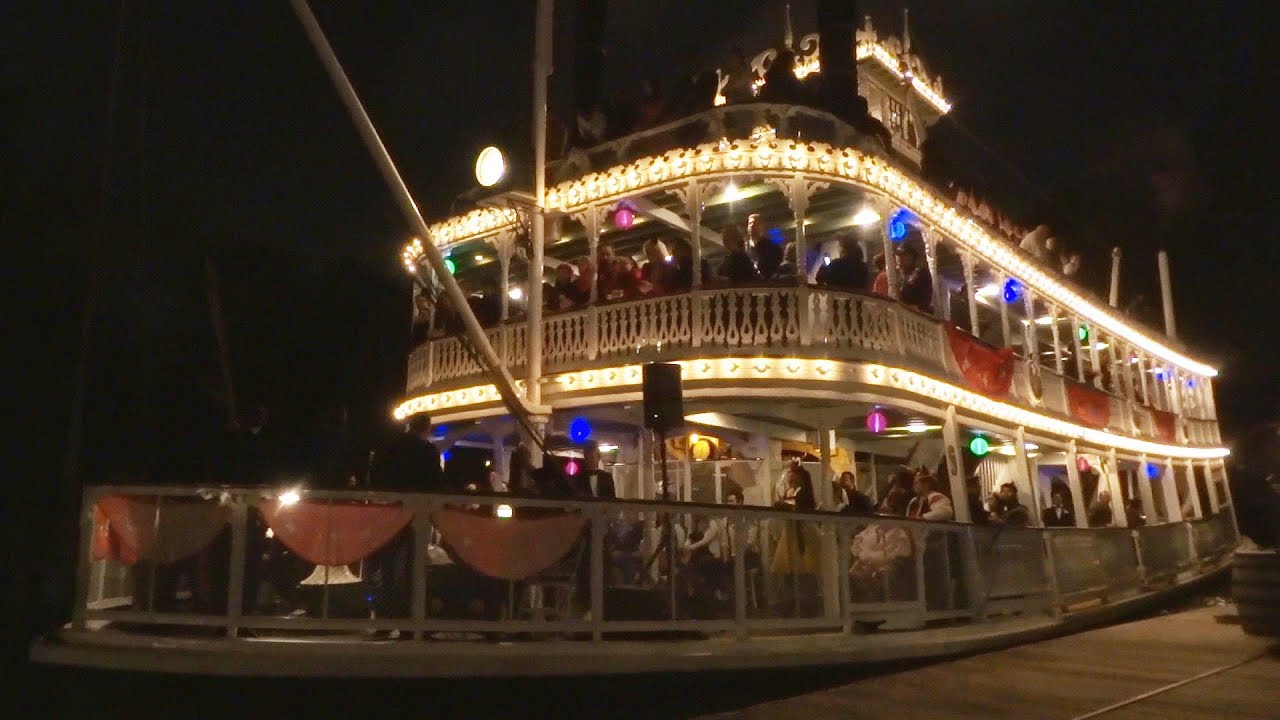 MyDisneyFix Mark Twain nighttime Musical Riverboat Cruise at