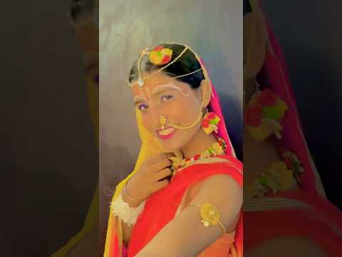 Aap batao main kaise lag rahi hun???❤️❤️✨ #anushka262 #youtubeshorts #happyjanmastmi#shorts