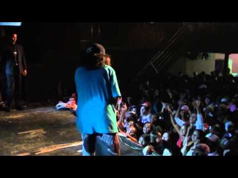 YURI BH - MEGANE - AO VIVO NO BAR BRASIL - BH - DIA 31/08/12