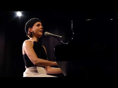 Anna Depenbusch - Stadt Land Fluss (Wolfsburg 01.12.2018)