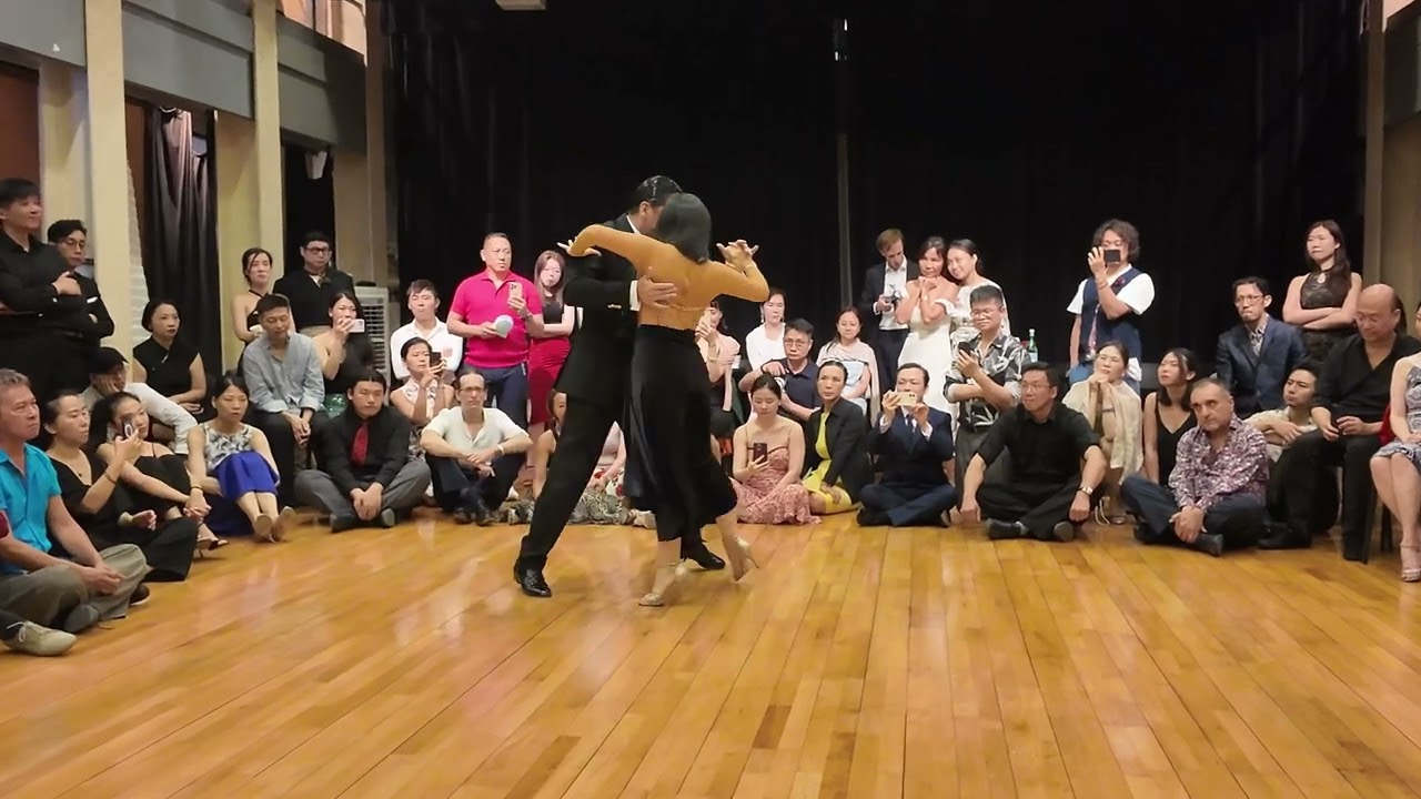 Diego Ortega & Aldana Silveyra 3/5 - Estampa de Varón (Juan D'arienzo) Milonga - Hong Kong 2025