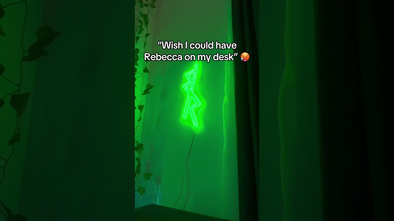 This hologram come with lots of Cyberpunk content😎 #edgerunners #cyberpunk #cyberpunk2077 #hologram